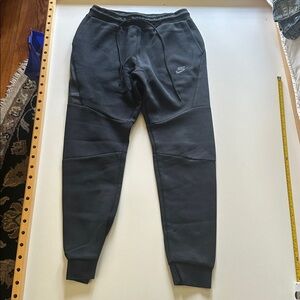 Nike Men's Black Jogger Sweatpants